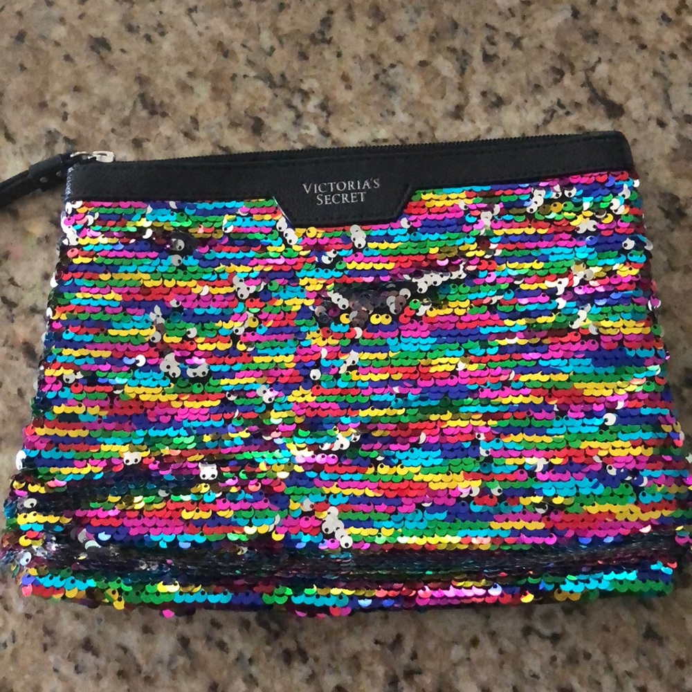 Victoria’s Secret bag - Picture 2 of 5